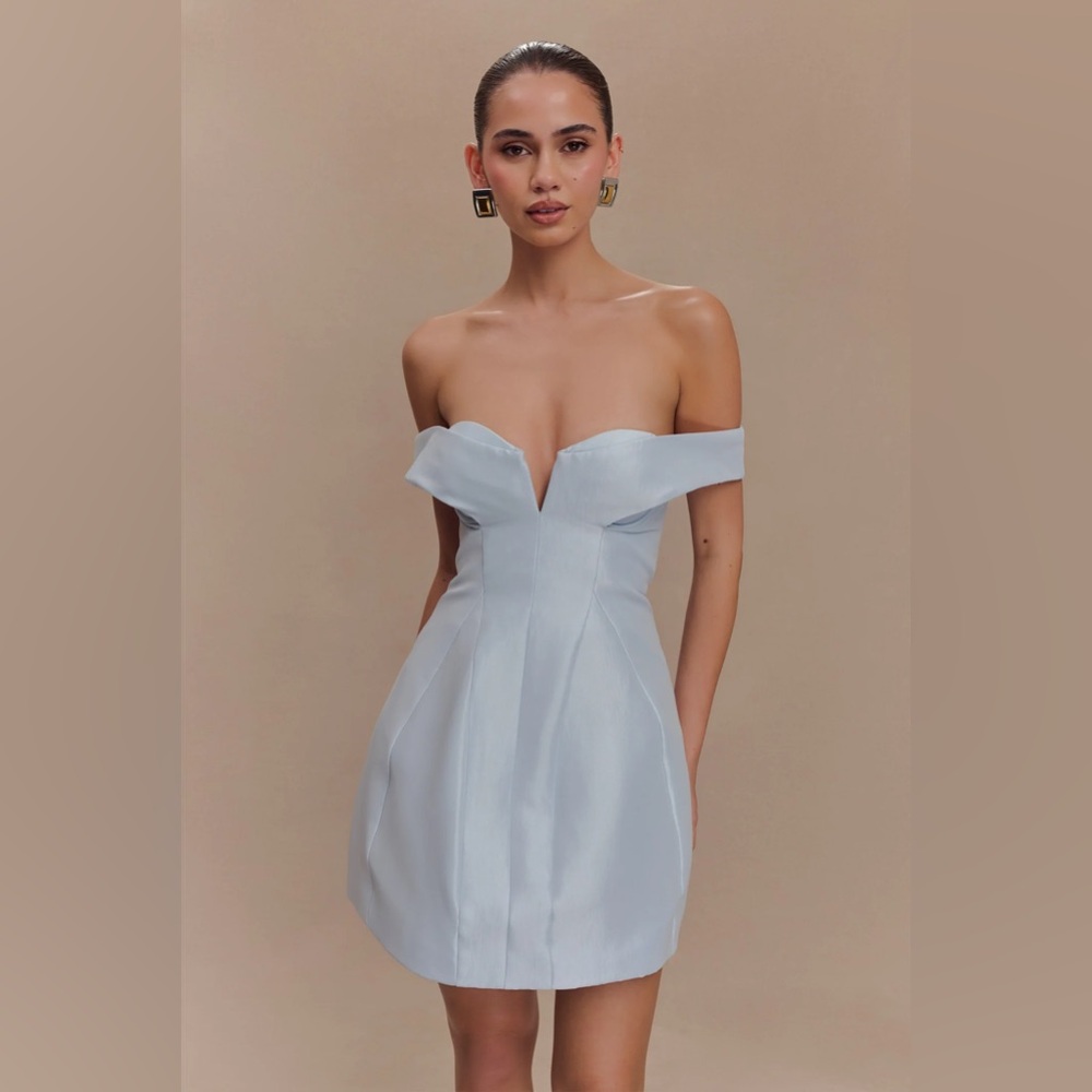 Diana Off Shoulders Mini Dress - Powder Baby Blue